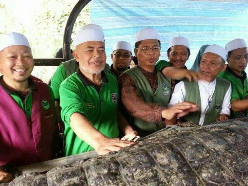 Penawar Untuk Penyakit - Hazura Hashim Bani - Dragon Lady